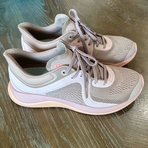 Lululemon Chargefeel Low Women's Workout Shoe